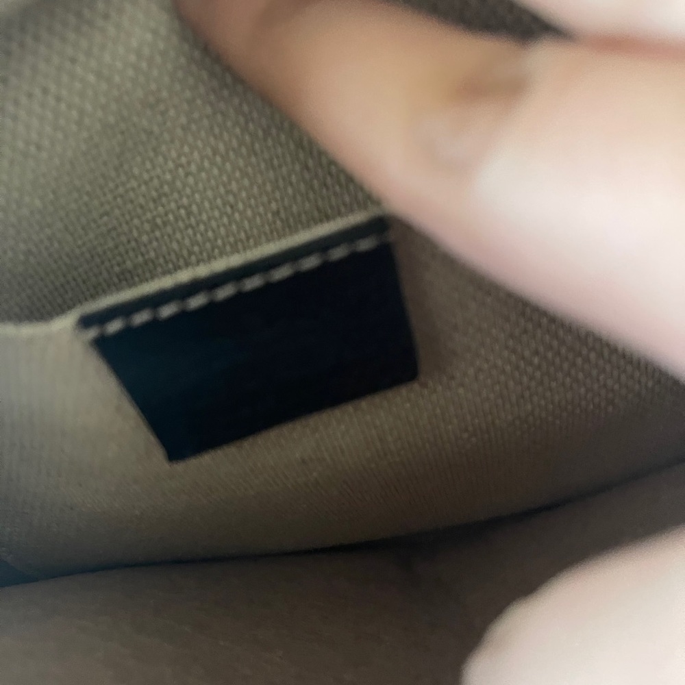 ❌SOLD❌ Gucci Soho Disco in Black - Picture 4 of 10